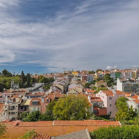 Appartement Sunny Design In Praca Flores By Lovelystay Lisboa