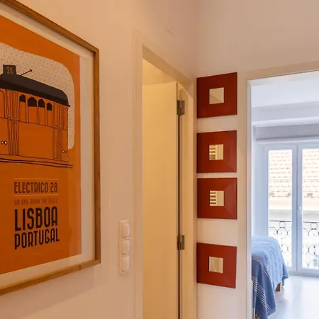 Sunny Design In Praca Flores By Lovelystay * Lisboa