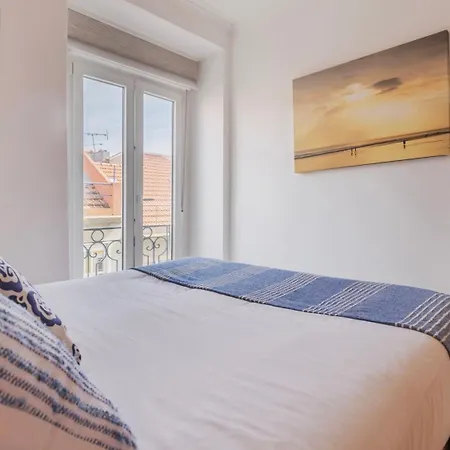 Sunny Design In Praca Flores By Lovelystay Apartament Lizbona