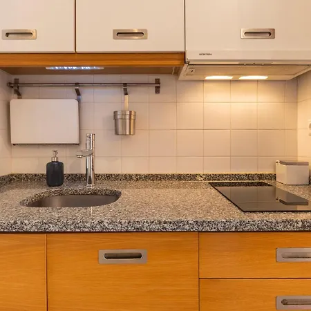 Sunny Design In Praca Flores By Lovelystay Lizbona