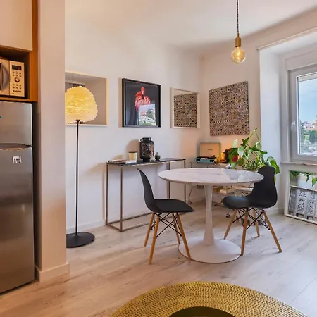 Sunny Design In Praca Flores By Lovelystay דירה *