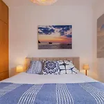דירה Sunny Design In Praca Flores By Lovelystay ליסבון